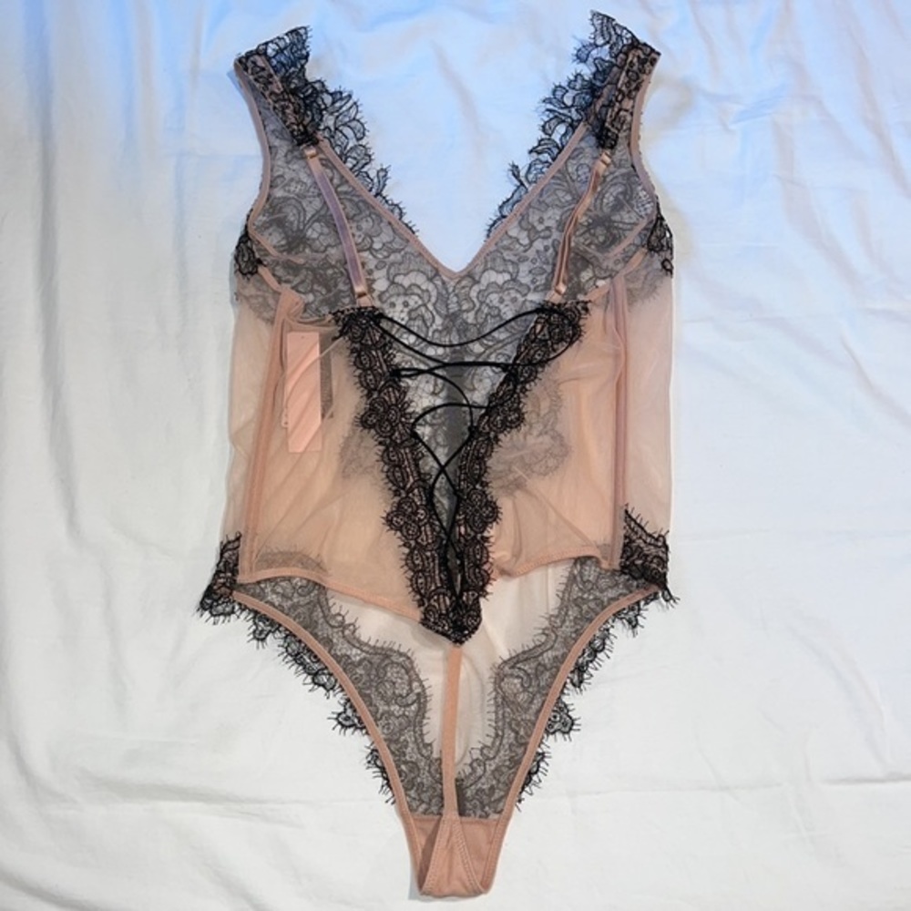 Victoria’s Secret sheer black and nude lacy bodysuit‎ NWT - Picture 8 of 9